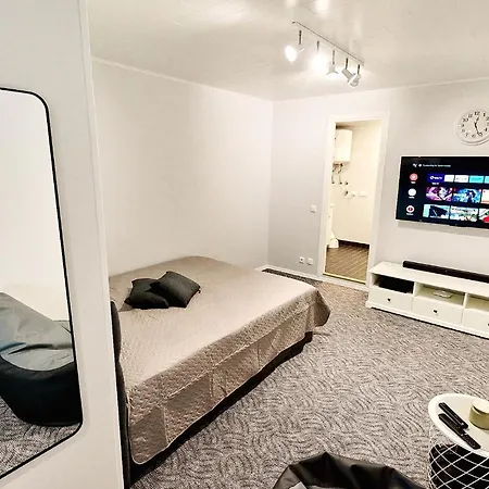 Lehola - Kontaktivaba Sissepaeaes Suure-Jaani